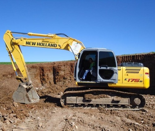 Product picture New Holland E225BSR ROPS Tier III Crawler Excavator Service Repair Manual Download 